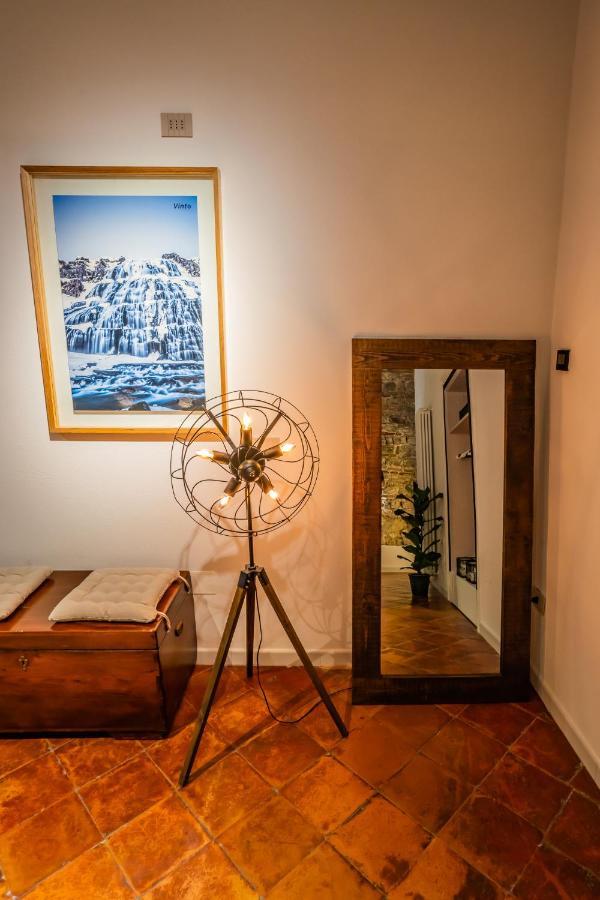Апартаменты Vinto House Salerno Old Town Экстерьер фото