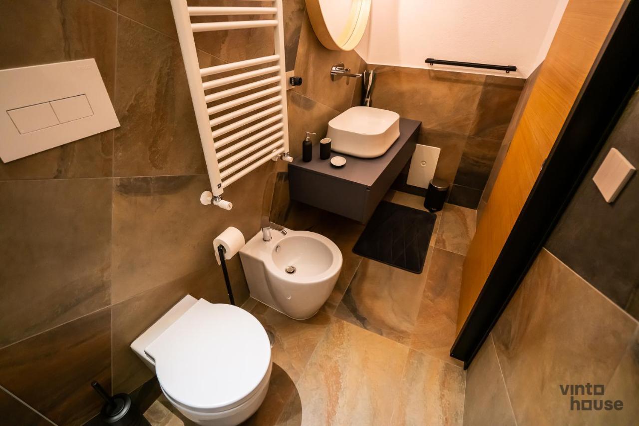 Апартаменты Vinto House Salerno Old Town Экстерьер фото